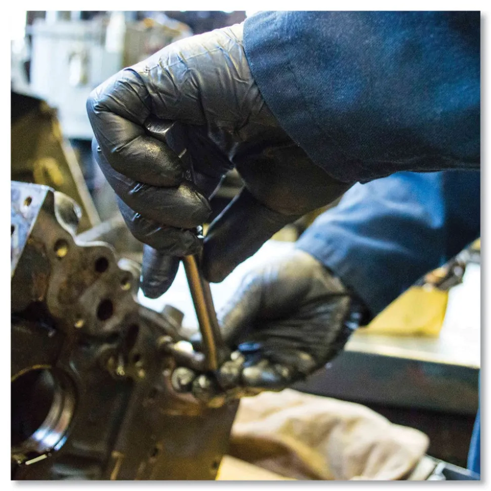 Ammex 9.5 in. Long 3 mil Powder-Free Industrial Nitrile Gloves - X-Large/Black (1000/Carton)