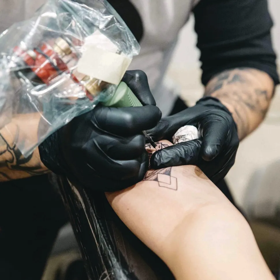 Ammex 9.5 in. Long 3 mil Powder-Free Nitrile Exam Gloves - X-Large/Black (1000/Carton)