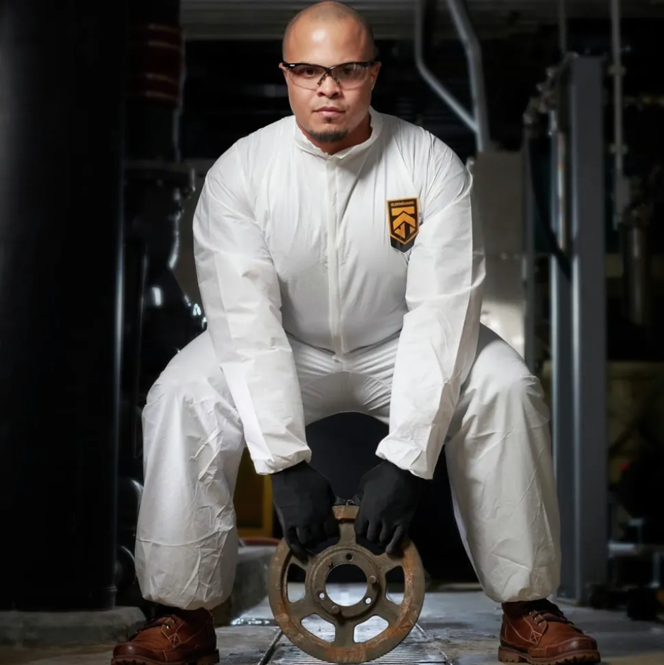 Ansell A40 Coveralls with Zipper Front and Elastic Wrists and Ankles - Medium/White (25/Carton)