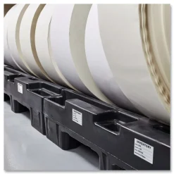 Avery Surface Safe 3 in. x 5 in. ID Labels - White (200/Box)