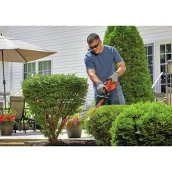 Black & Decker 120V Dual-Action Blade 16 in. Corded Hedge Trimmer
