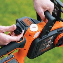 Black & Decker 20V MAX 2.0 Ah Li-Ion 10 in. Chainsaw
