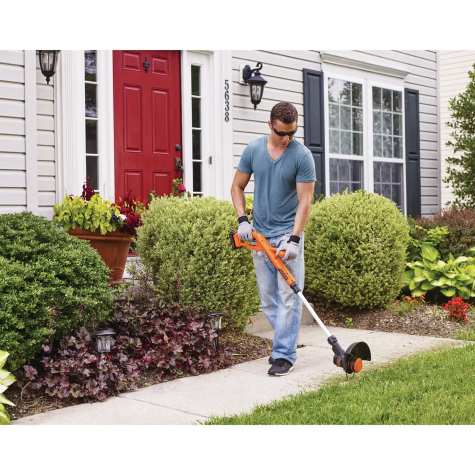 Black & Decker 20V MAX Lithium-Ion Cordless Leaf Blower and String Trimmer/Edger Combo Kit (2 Ah)