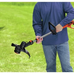 Black & Decker 40V MAX Lithium-Ion Cordless String Trimmer/Edger and Sweeper Combo Kit (1.5 Ah)