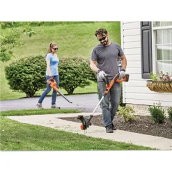 Black & Decker 40V MAX String Trimmer/Edger and Sweeper Combo Kit