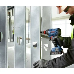 Bosch 18V Freak Lithium-Ion 1/4 in. and 1/2 in. Cordless Two-In-One Bit/Socket Impact Driver Kit (2 Ah)