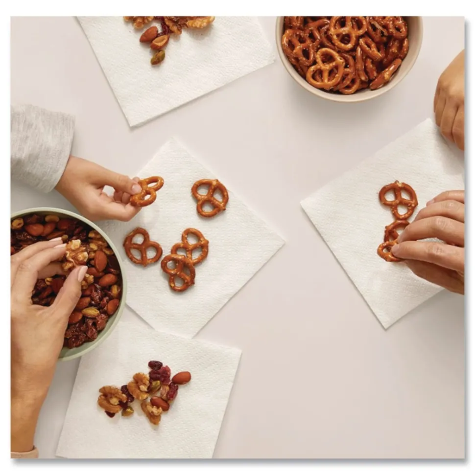 Bounty 12-1/10 in. x 12 in. 1-Ply Quilted Napkins - White (8/Carton)