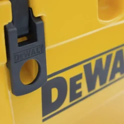 Dewalt 10 Quart Roto-Molded Insulated Lunch Box Cooler