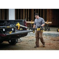 Dewalt DCCS670B 60V MAX Brushless Lithium-Ion 16 in. Cordless Chainsaw (Tool Only)