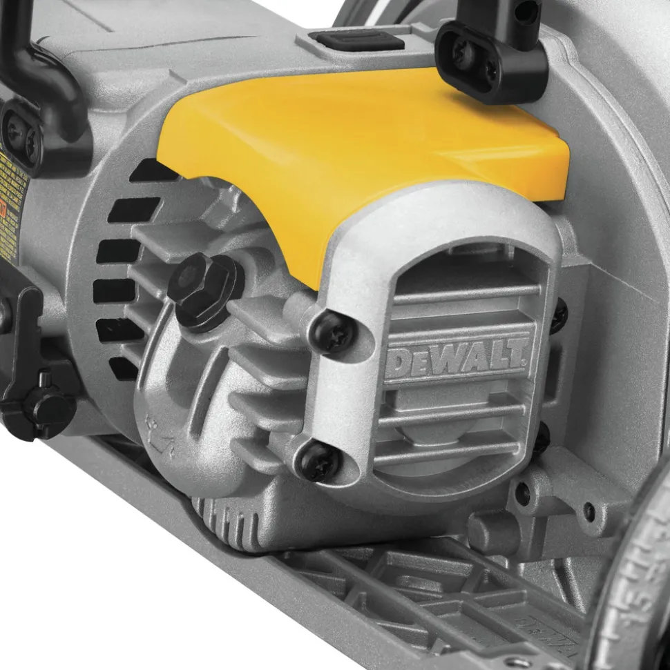 Dewalt 120V 15 Amp Brushed 7-1/4 in. Corded Worm Drive Circular Saw with Electric Brake