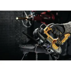 Dewalt 20V MAX ATOMIC Brushless Lithium-Ion 1-3/4 in. Cordless Band Saw Kit (4 Ah)