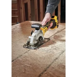 Dewalt 20V MAX ATOMIC Brushless 4-1/2 in. Cordless Circular Saw (Tool Only) - DCS571B