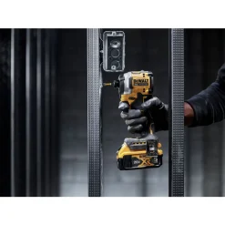 Dewalt 20V MAX Brushless Lithium-Ion 1/2 in. Cordless Hammer Drill Driver and 1/4 in. Impact Driver Kit (1.7 Ah)