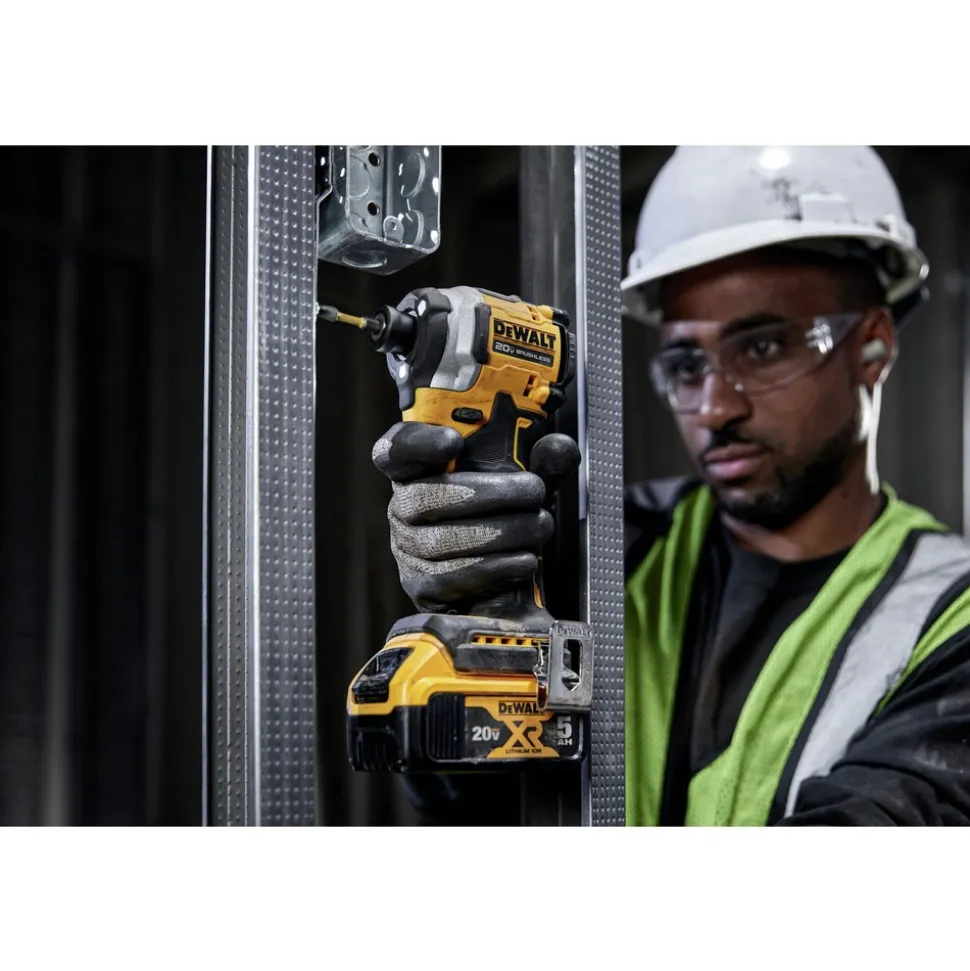 Dewalt 20V MAX Brushless Lithium-Ion 1/2 in. Cordless Hammer Drill Driver and 1/4 in. Impact Driver Kit (1.7 Ah)