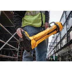 Dewalt 20V MAX Lithium-Ion Cordless Tripod Light (Tool Only)