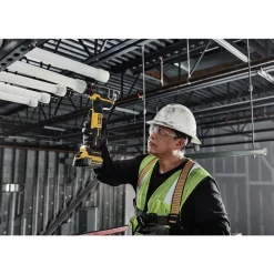 Dewalt 20V MAX XR Brushless Lithium-Ion 1-1/2 in. Cordless PEX Expander (Tool Only)