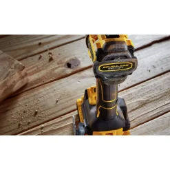 Dewalt 20V MAX XR Brushless Lithium-Ion 1/2 in. Cordless Drill Driver Kit with 2 Batteries (2 Ah)
