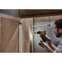 Dewalt 20V XR Brushless Lithium-Ion 1/2 in. Cordless Drill Driver Kit with 2 Batteries (2 Ah)