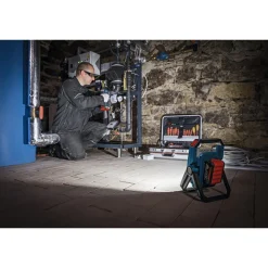 Factory Reconditioned Bosch 18V Lithium-Ion Cordless LED Floodlight (Tool Only)