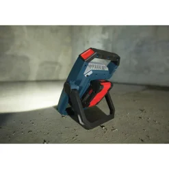 Factory Reconditioned Bosch 18V Connected Lithium-Ion 2000 Lumens Cordless Floodlight (Tool Only)