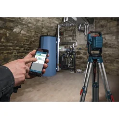 Factory Reconditioned Bosch 18V Connected Lithium-Ion 2000 Lumens Cordless Floodlight (Tool Only)