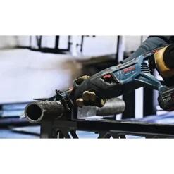 Factory Reconditioned Bosch 18V PROFACTOR Brushless Lithium-Ion 1-1/8 in. Cordless Reciprocating Saw Kit (8 Ah)