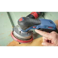Factory Reconditioned Bosch 18V Brushless 5 in. Cordless Random Orbit Sander Kit (4 Ah)