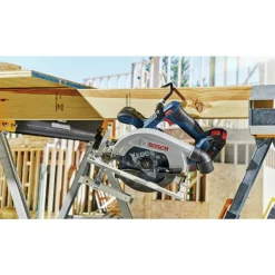 Factory Reconditioned Bosch 18V Brushless Blade-Left Lithium-Ion 6-1/2 in. Cordless Circular Saw Kit (4 Ah)