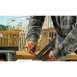 Factory Reconditioned Bosch 18V Brushless Lithium-Ion 6-1/2 in. Cordless Blade-Right Circular Saw Kit (4 Ah)