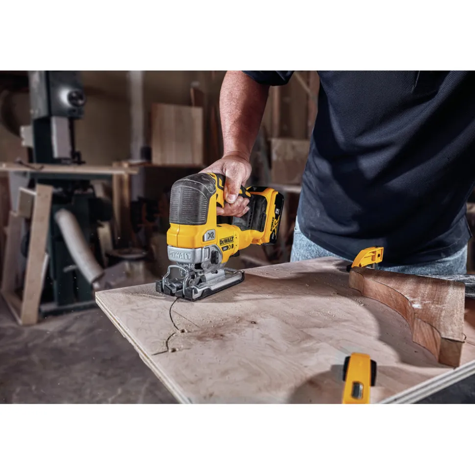 Factory Reconditioned Dewalt 20V MAX XR Brushless Lithium-Ion Cordless Jig Saw (Tool Only)