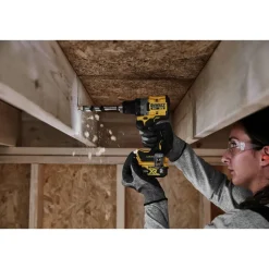 Factory Reconditioned Dewalt 20V MAX XR Lithium-Ion Brushless 1/2 in. Cordless Drill Driver Kit (5 Ah)