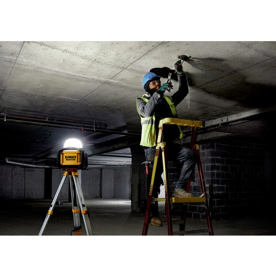 Factory Reconditioned Dewalt 20V MAX Lithium-Ion Cordless All-Purpose Work Light with Tool Connect (Tool Only)
