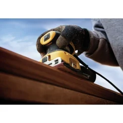 Factory Reconditioned Dewalt 2.3 Amp 1/4 Sheet Corded Finishing Sander Kit