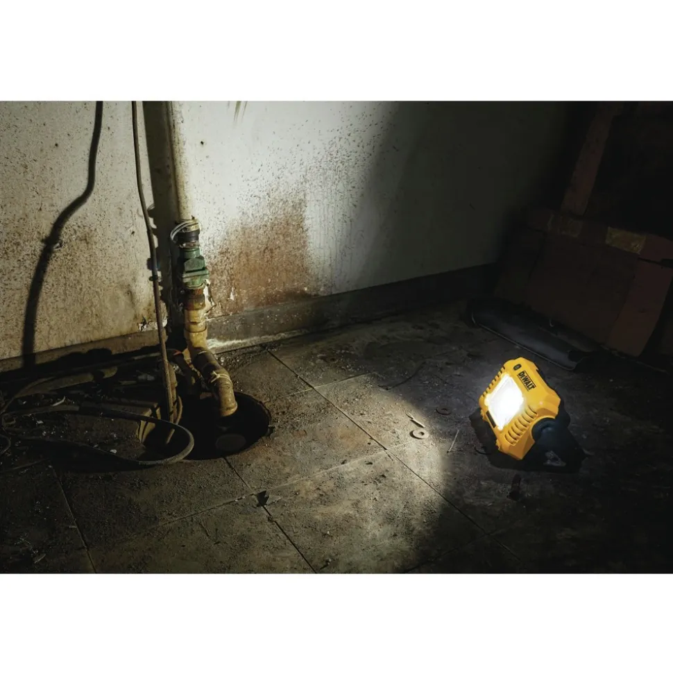 Factory Reconditioned Dewalt 12V/20V MAX Lithium-Ion Cordless Compact Task Light (Tool Only)