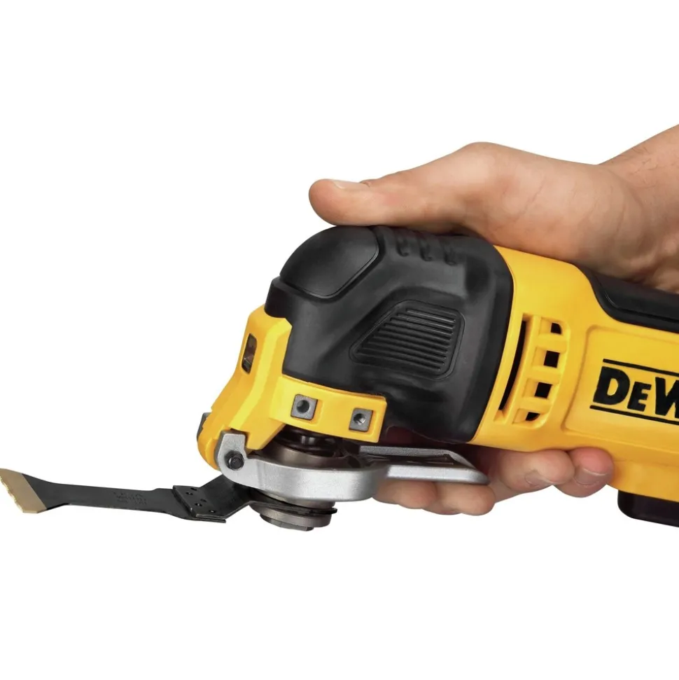 Factory Reconditioned Dewalt 3 Amp Corded Oscillating Multi-Tool Kit