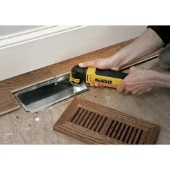 Factory Reconditioned Dewalt 3 Amp Corded Oscillating Multi-Tool Kit