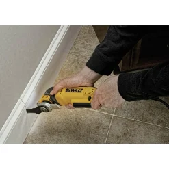 Factory Reconditioned Dewalt 3 Amp Corded Oscillating Multi-Tool Kit