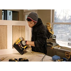 Factory Reconditioned Dewalt 18-Gauge Precision Point 2-1/8 in. Brad Nailer