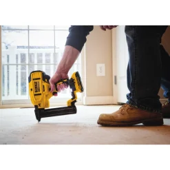 Factory Reconditioned Dewalt 20V MAX Cordless Lithium-Ion 18 Gauge Narrow Crown Stapler Kit