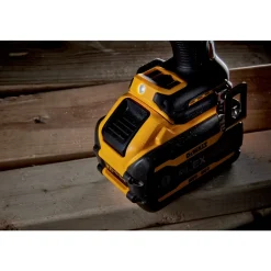Factory Reconditioned Dewalt 20V MAX Brushless Lithium-Ion 1/2 in. Cordless Hammer Drill Driver with FLEXVOLT ADVANTAGE (Tool Only)