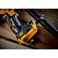 Factory Reconditioned Dewalt 20V MAX Brushless Lithium-Ion 1/2 in. Cordless Hammer Drill Driver with FLEXVOLT ADVANTAGE (Tool Only)