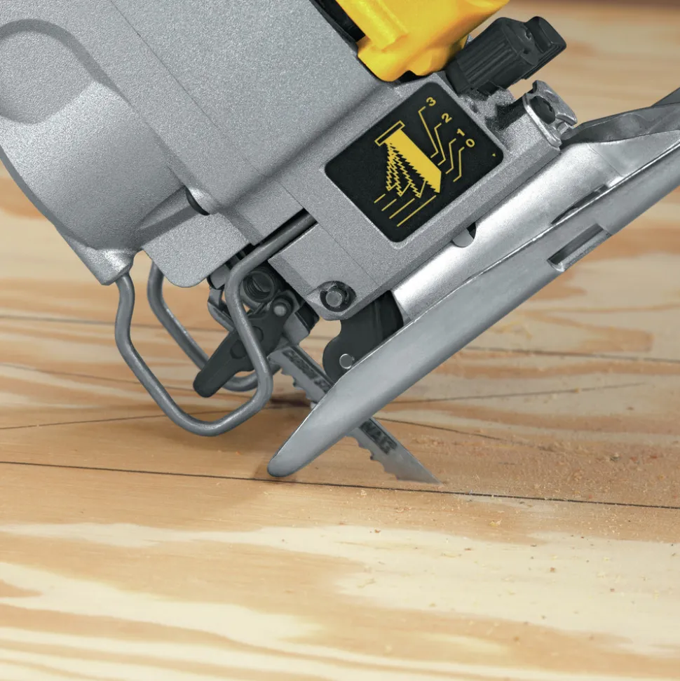 Factory Reconditioned Dewalt 5.5 Amp 1 in. Compact Jigsaw Kit