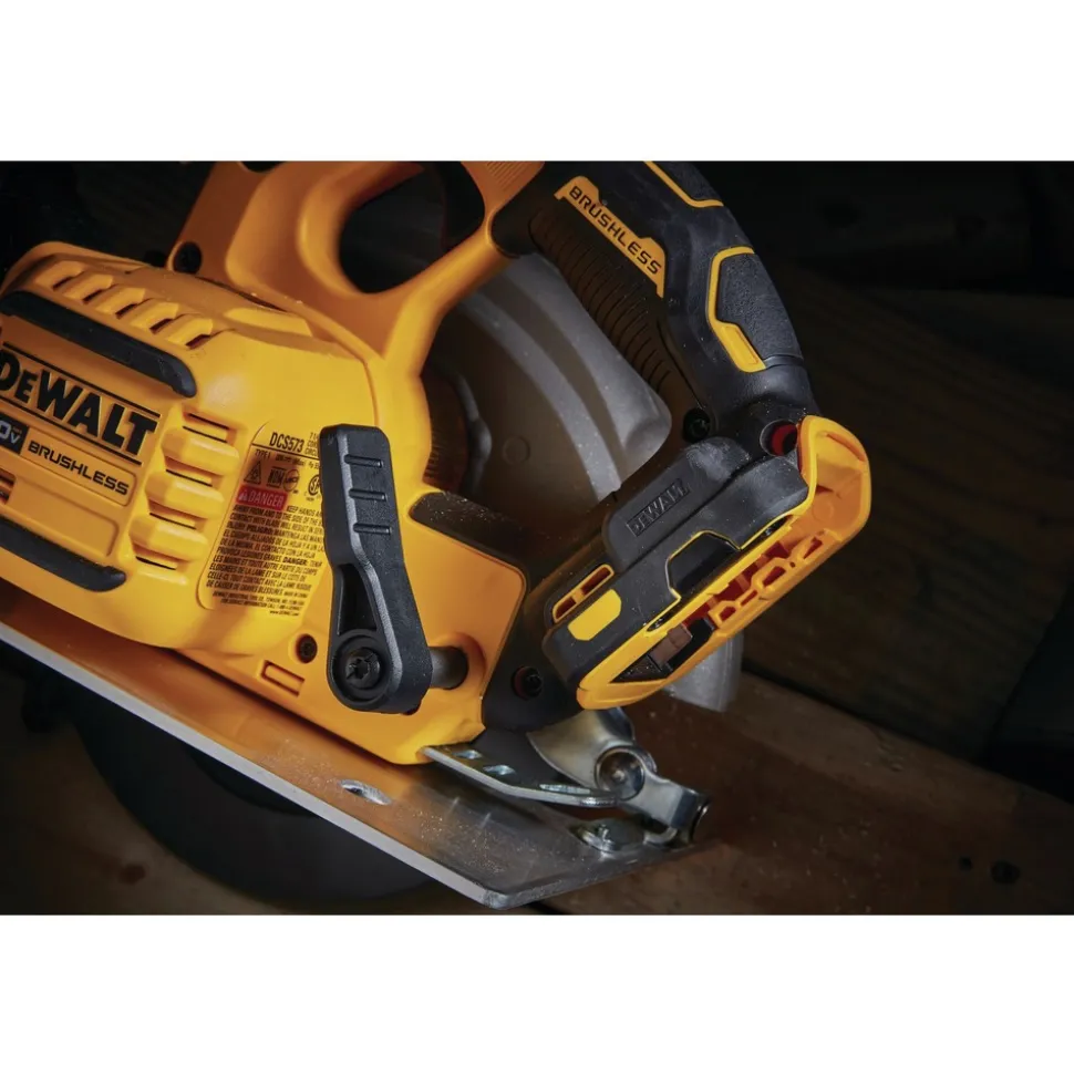 Factory Reconditioned Dewalt 20V MAX Brushless Lithium-Ion 7-1/4 in. Cordless Circular Saw with FLEXVOLT ADVANTAGE (Tool Only)