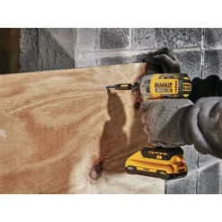 Factory Reconditioned Dewalt 20V MAX XR Brushless Lithium-Ion 4-Tool Combo Kit (1.7 Ah/5 Ah)