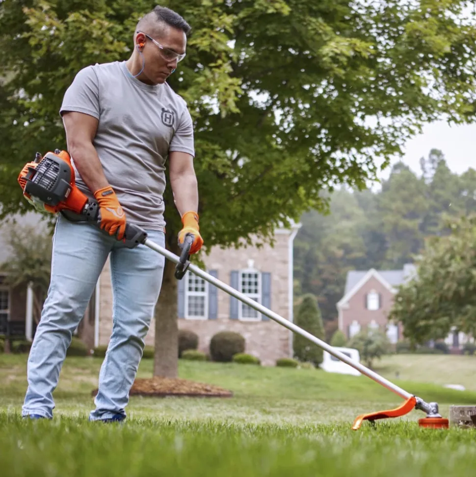 Factory Reconditioned Husqvarna 970694802 130L 28cc 18 in. Cutting Width Gas String Trimmer