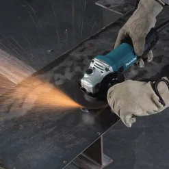 Factory Reconditioned Makita 4 in. Slide Switch Angle Grinder with Tool Case