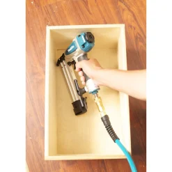 Factory Reconditioned Makita 18 Gauge 2 in. Brad Nailer Kit