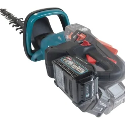 Factory Reconditioned Makita 40V max XGT Brushless Lithium-Ion 30 in. Cordless Hedge Trimmer Kit (4 Ah)
