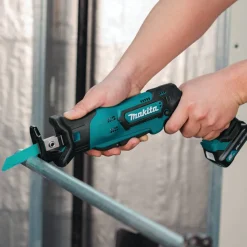 Factory Reconditioned Makita RJ03R1-R 12V MAX CXT 2.0 Ah Cordless Lithium-Ion Reciprocating Saw Kit
