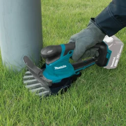 Factory Reconditioned Makita MU04Z-R 12V MAX CXT Lithium-Ion Cordless Grass Shear (Tool Only)
